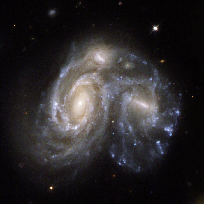 colliding-galaxies-arp272