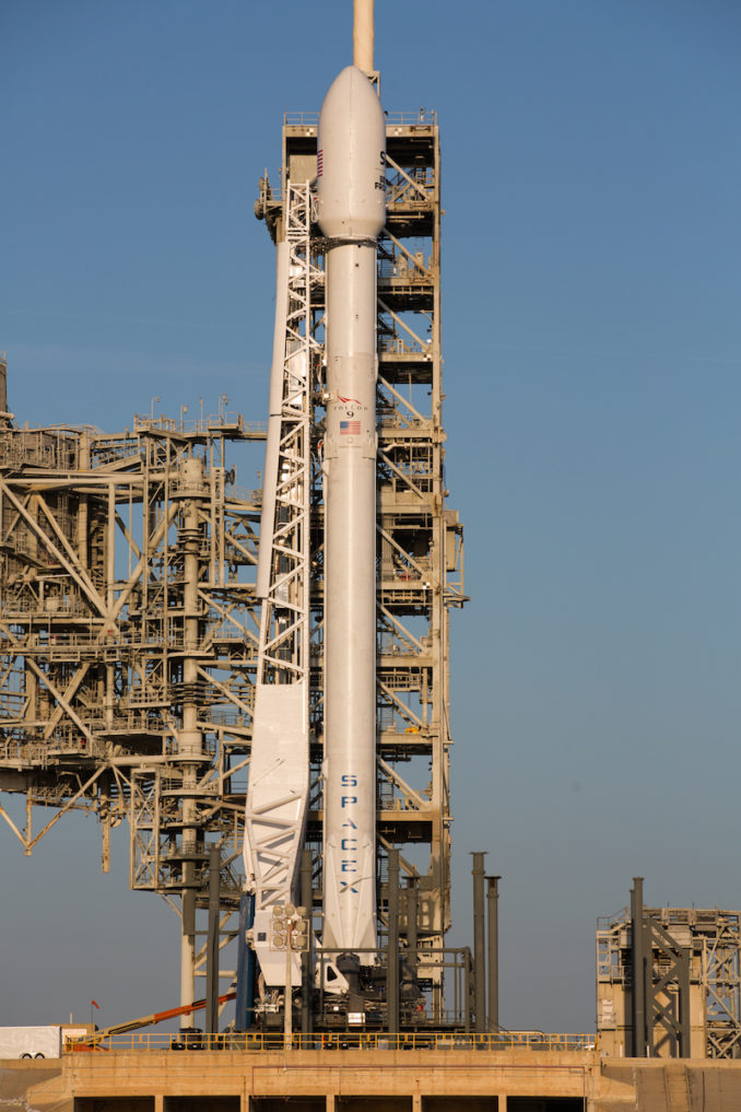 Rakieta Falcon 9 gotowa do swojej drugiej misji na kilka godzi przed startem.