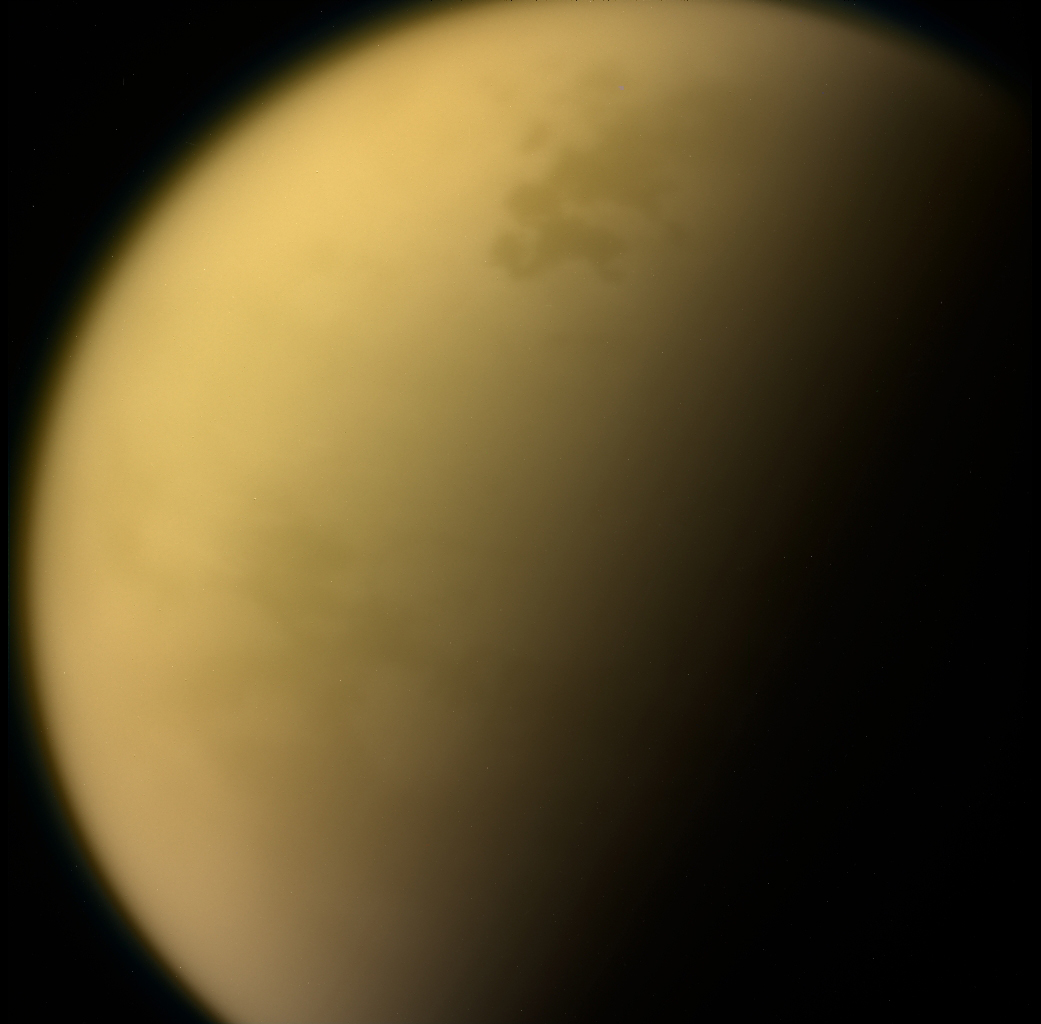 Widok Tytana jest jednym z ostatnich zdjęć, jakie sonda Cassini wysłała na Ziemię, zanim pogrążyła się w atmosferze olbrzymiej planety.
